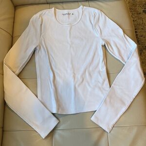 2 for $10 Abercrombie Long Sleeve Cropped Ribbed Tee